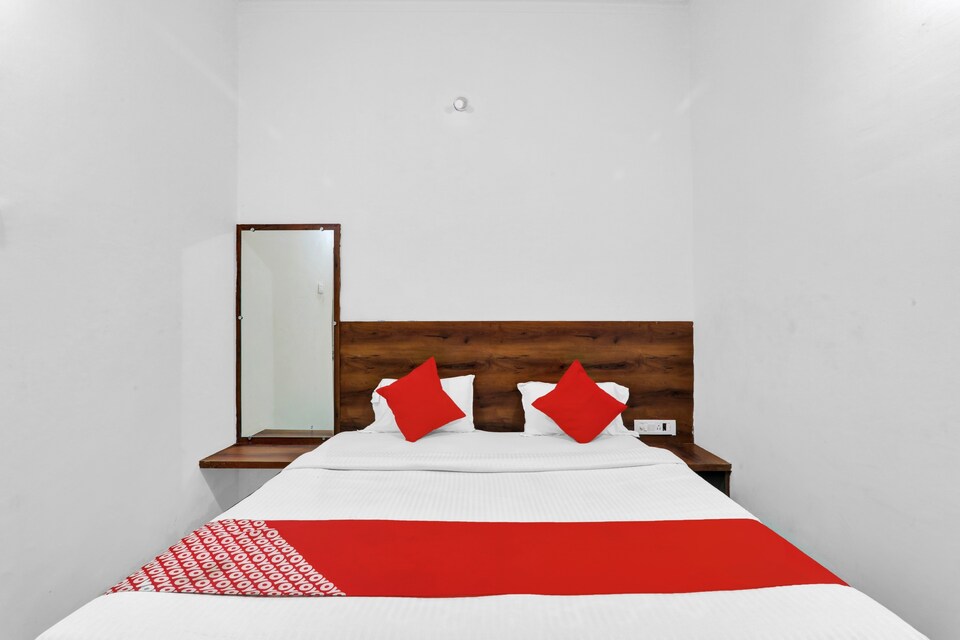 Prop Live in New code - VNS852, Godowlia, Varanasi