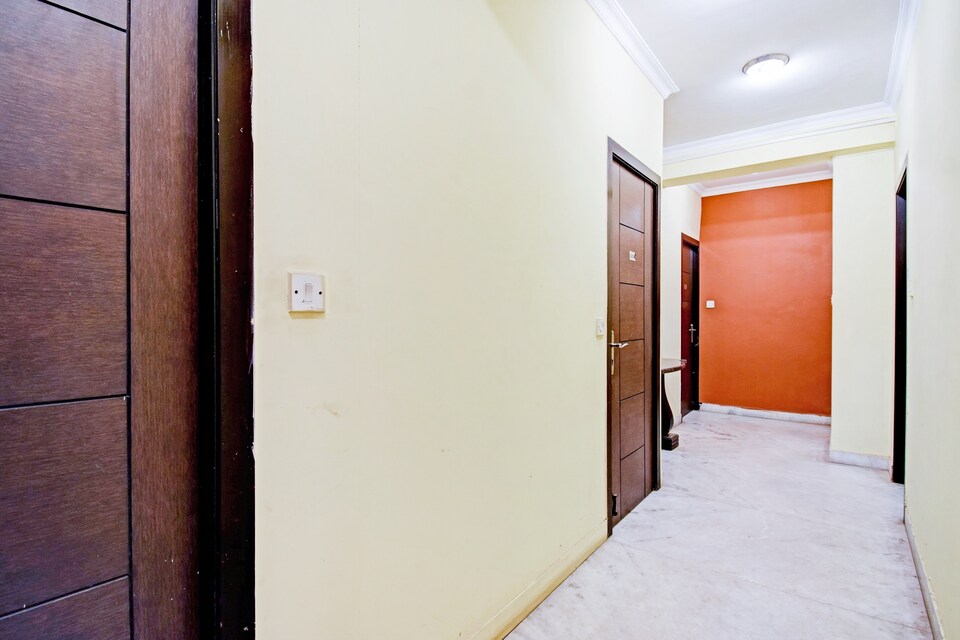 Collection O 82078 Hotel Aarya International, Bhawanipore Kolkata, Kolkata