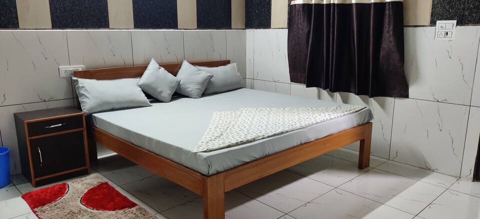 OYO Home Foodway Hub, Roorkee, Roorkee