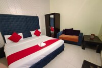 POP Hotel Ganga Vardaan