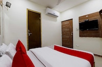 Hotel O Sai Hospitality and Service guest house 