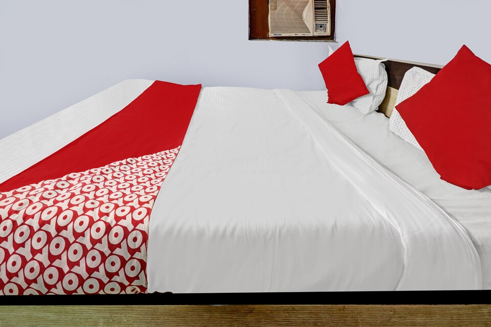 OYO 82097 Hotel As R, Gwalior, Gwalior