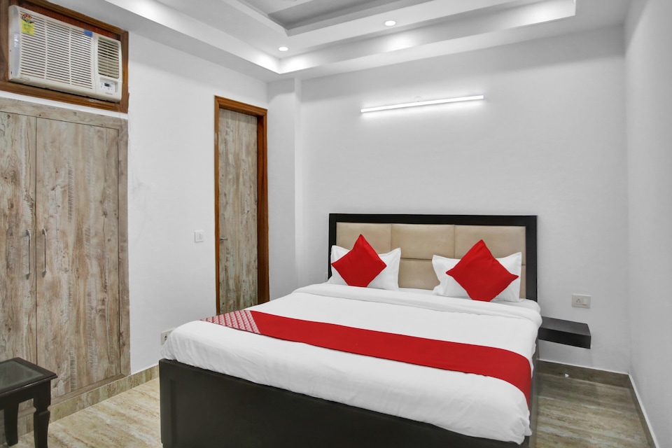 live on NOD1484, Noida City, Noida
