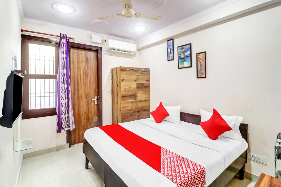 OYO 82107 Vivaan Residency, Dwarka Delhi, Delhi