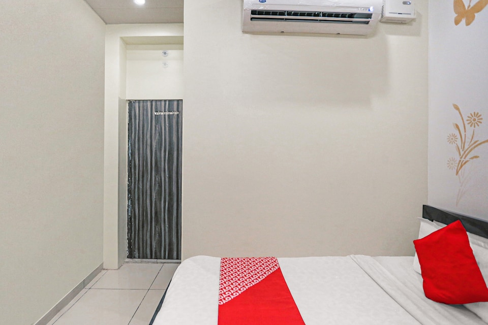 OYO 82117 Hotel Renuka, Aligarh, Aligarh