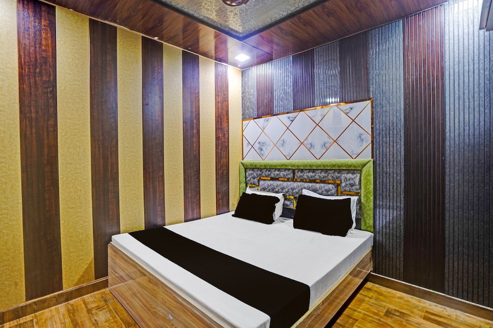 Hotel O Aniruddha Palace, Janam Bhoomi Mathura, Mathura