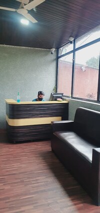 Capital O Green Palm