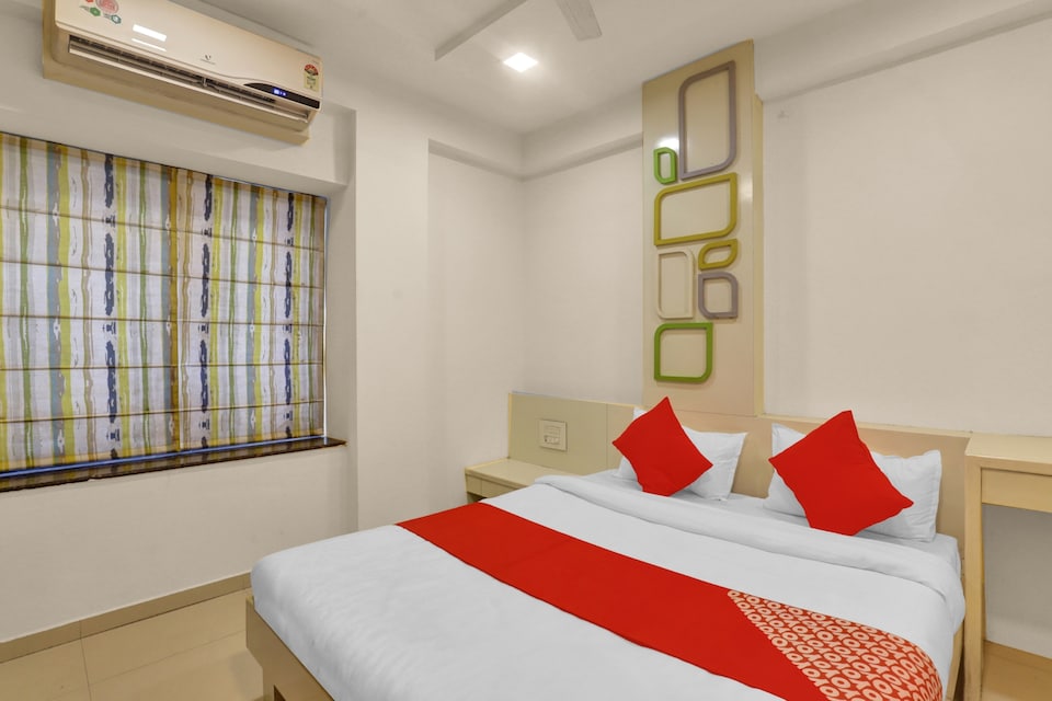 OYO Flagship 82166 Airport Villa, Airport Wardha Road, नागपुर