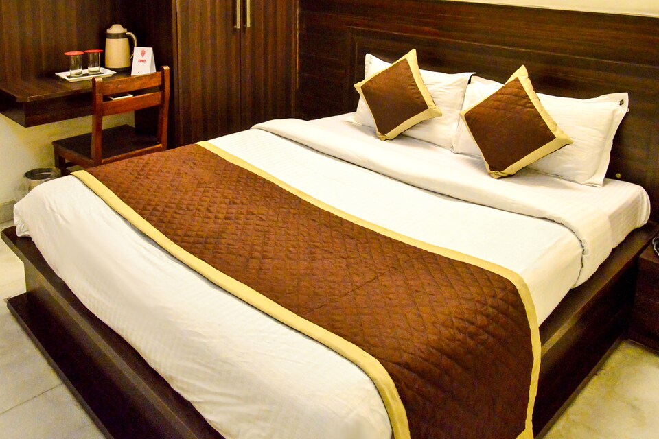OYO 6828 Hotel Sagun, Sindhi Camp, Jaipur