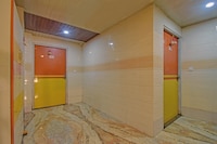 Hotel O The Royal Inn