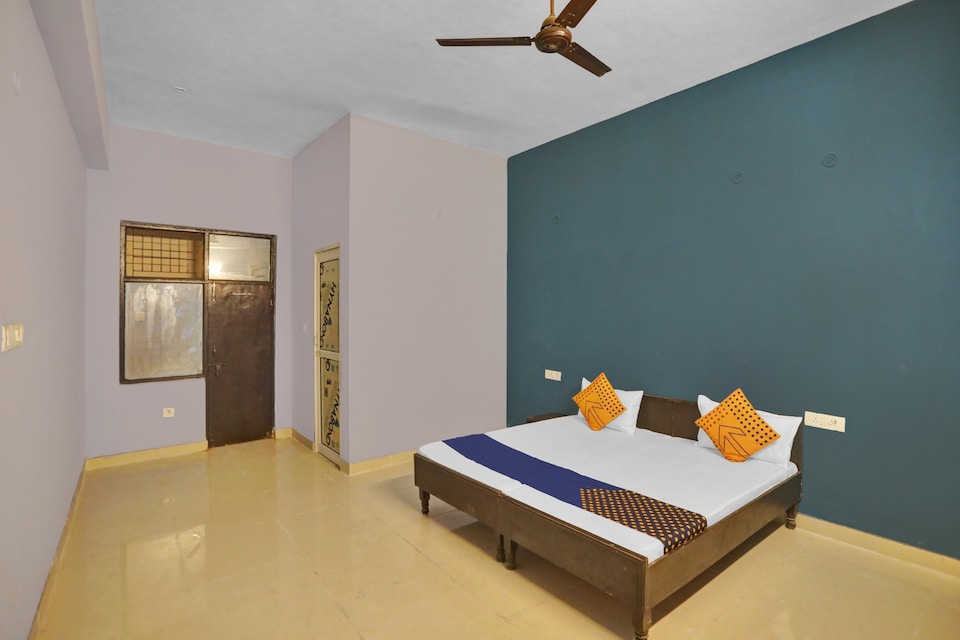  Live as NOD990, Noida City, Noida