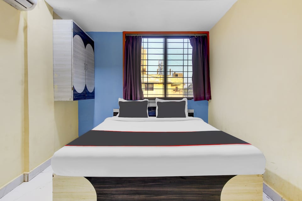 Hotel O Krishna Lodge, Baner Pune, Pune