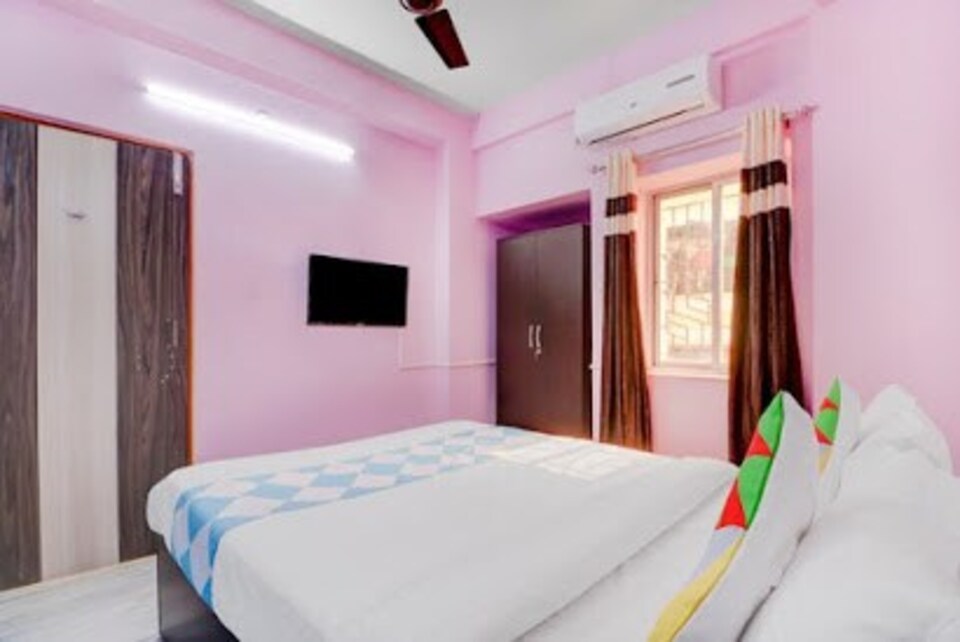 OYO Dream Inn Near South City Mall, Gariahat Kolkata, Kolkata