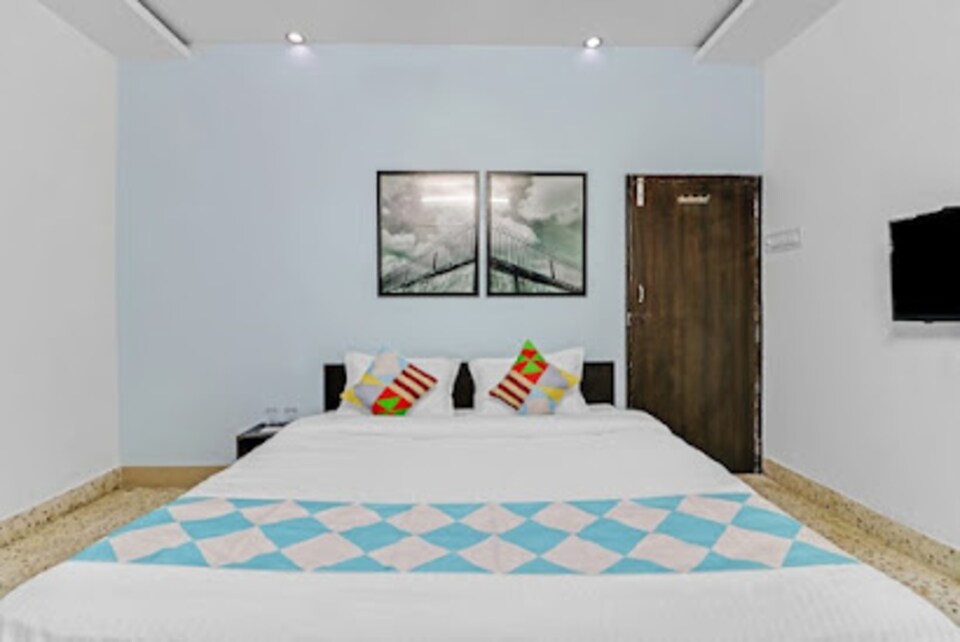 OYO Dream Inn Near South City Mall, Gariahat Kolkata, Kolkata