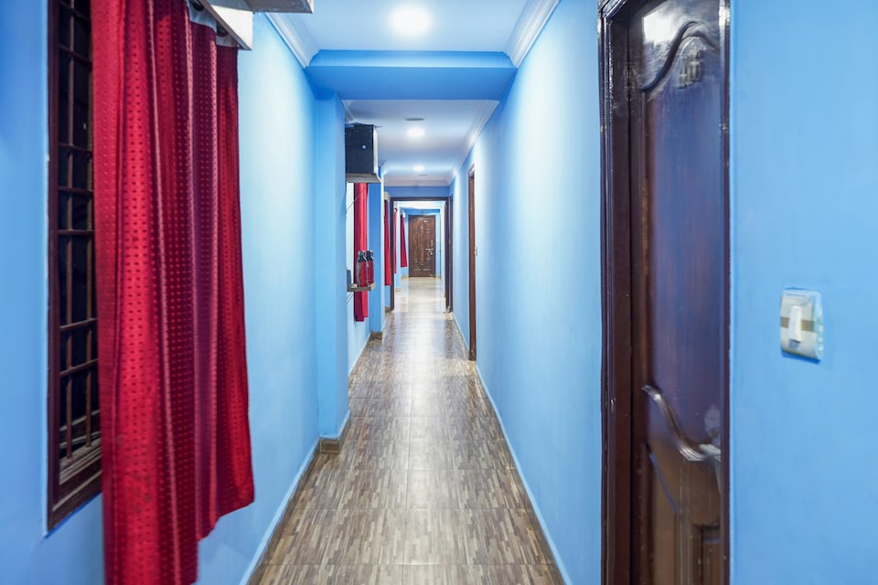 Hotel O Gayatri Guest House, Transit Vizag, Visakhapatnam