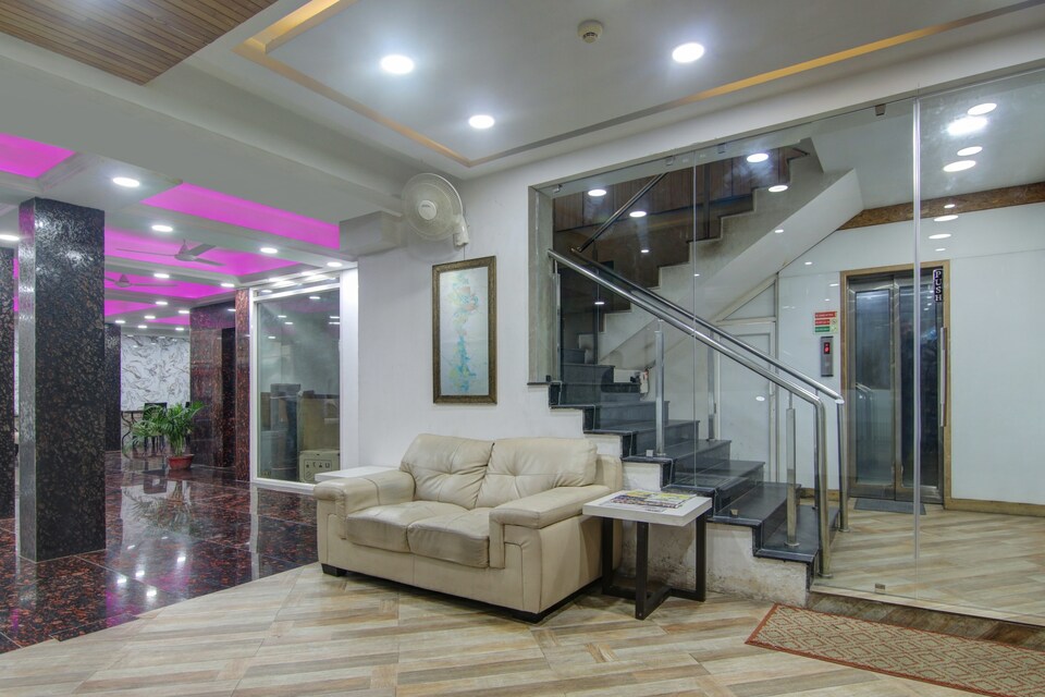 OYO Hotel Regency Near Acropolis Mall, Ruby Hospital Kolkata, Kolkata