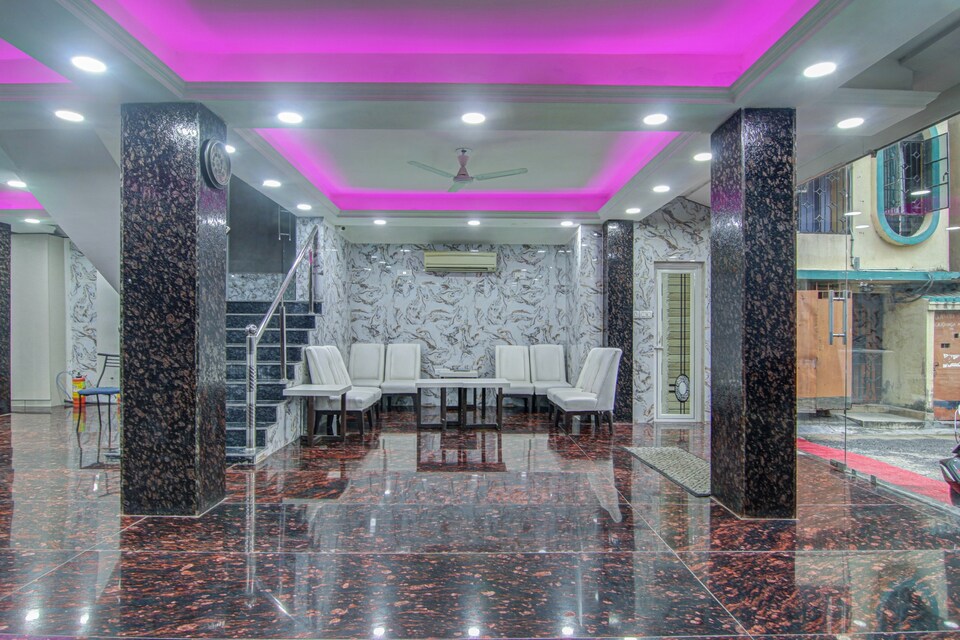 OYO Hotel Regency Near Acropolis Mall, Ruby Hospital Kolkata, Kolkata