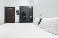 OYO Flagship 82241 Decent Pg