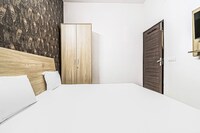 OYO Flagship 82241 Decent Pg