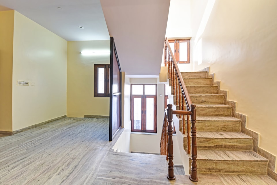 Hotel O Om Naman, Jaipur Airport, Jaipur