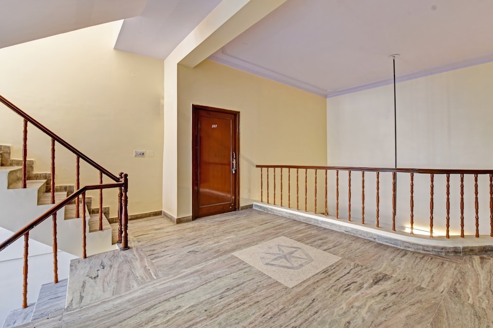 Hotel O Om Naman, Jaipur Airport, Jaipur