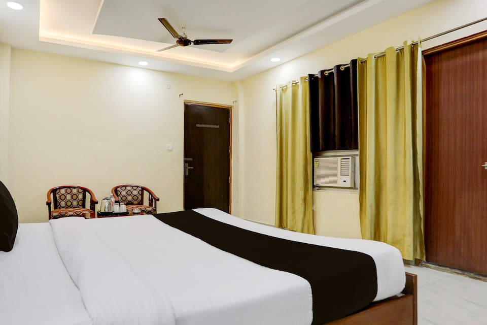 Hotel O Rae Bareli Railway Junction Formerly Nova Resorts & Luxury Farm, Raebareily city, Raebareily