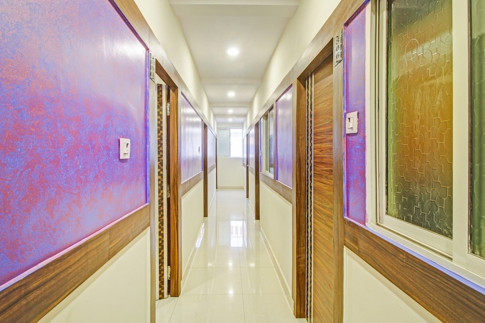 Collection O 82337 Hotel Sri Vishnu Grand, Secunderabad, Hyderabad