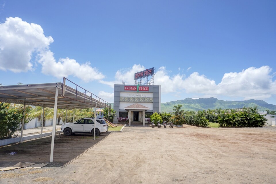 Capital O 82349 Sangam Lodge, Hadapsar Pune, Pune