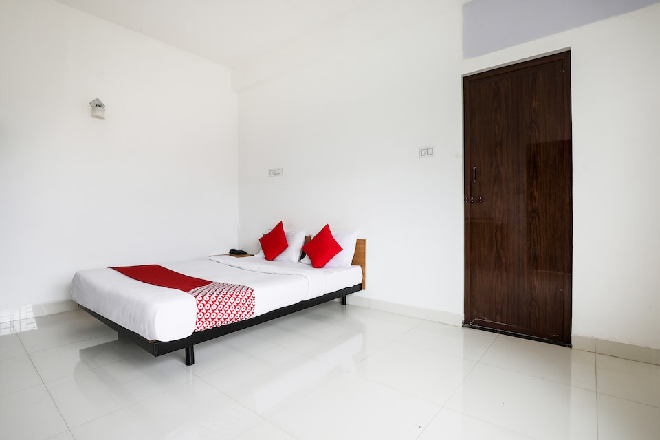 Hotel O Black Pearl Residency, Sathy Road Coimbatore, Coimbatore