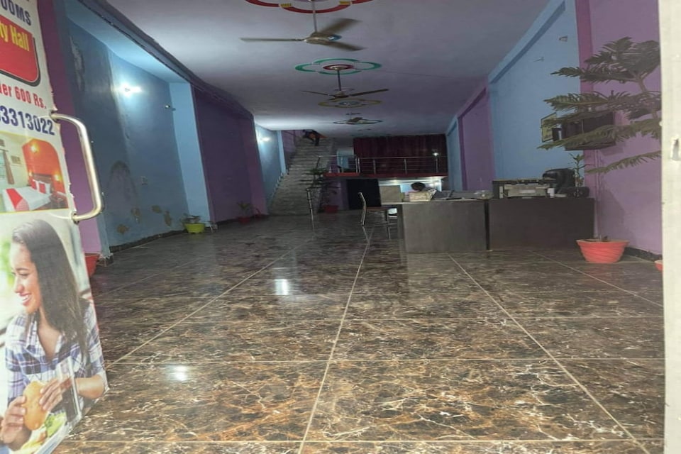 OYO Suraj Plaza Hotel, Narnaul City, Narnaul