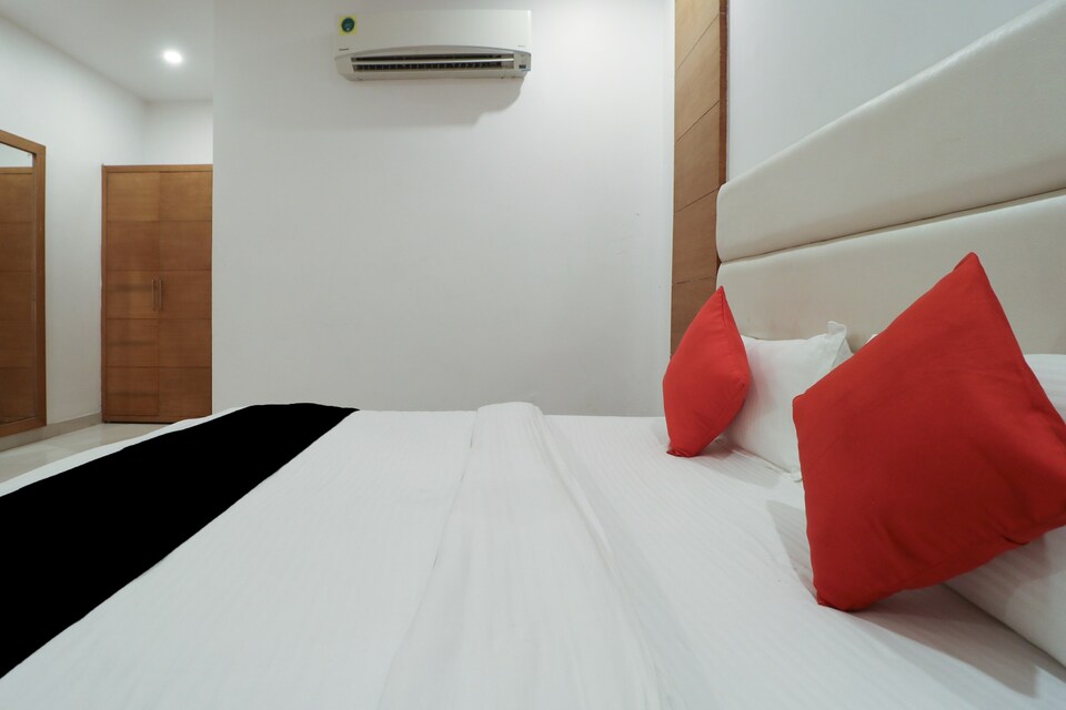 Capital O 82391 Dreams Catcher Villa, Amritsar Bus Stand, Amritsar