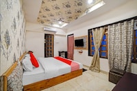 HOTEL O RADHIKA PALACE