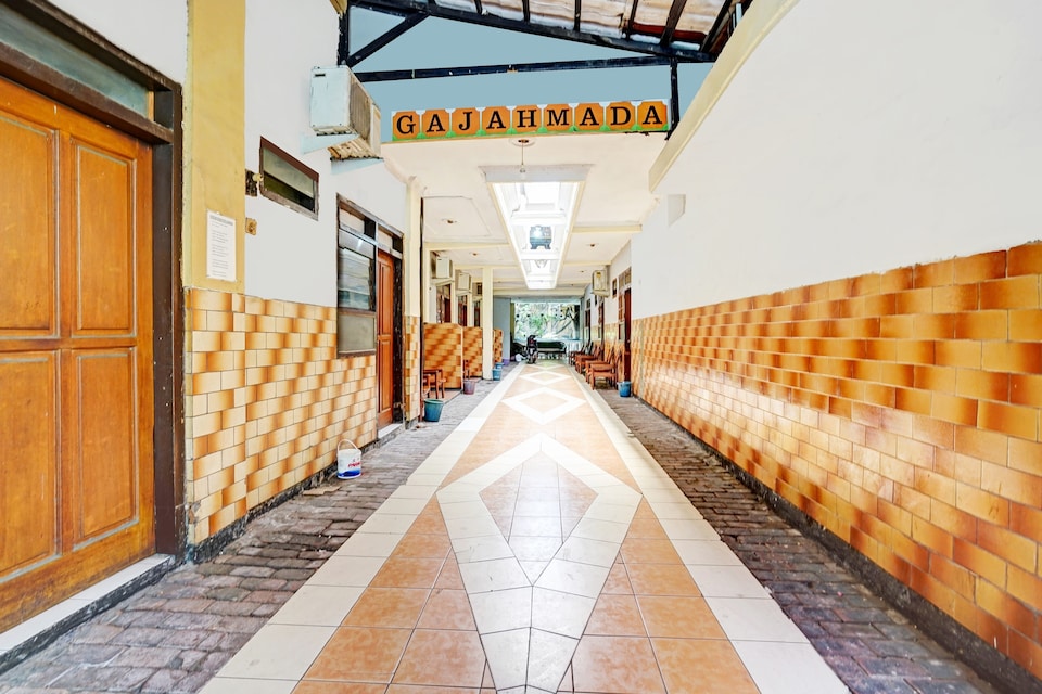 OYO 90603 Hotel Gajah Mada Ampel, Bulak Banteng, Surabaya