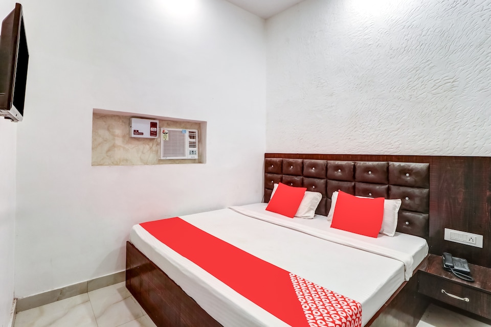 OYO 82426 Hotel Pb02 Inn, Golden Temple Road Amritsar, Amritsar