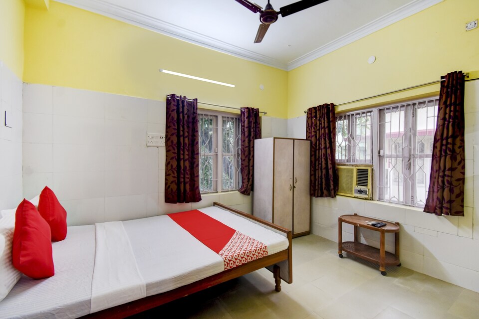 OYO 82441 Ravi Guest House, Salt Lake Kolkata, Kolkata