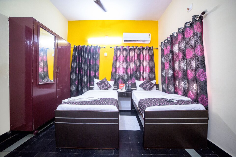 OYO 6848 near Benz Circle, MG Road Vijayawada, Vijayawada