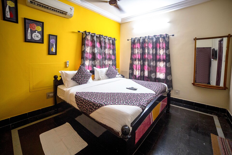 OYO 6848 near Benz Circle, MG Road Vijayawada, Vijayawada