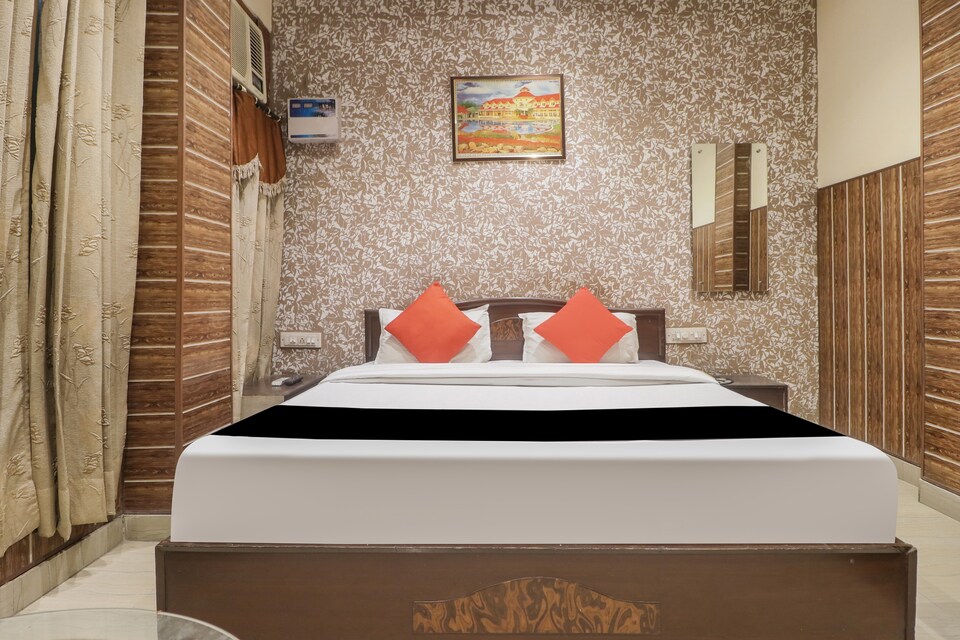 Capital O 82445 Ma Wedding Chapel, Golden Temple Road Amritsar, Amritsar