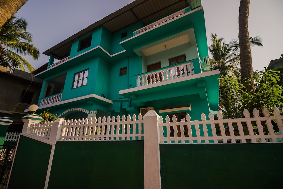 OYO Home Decent Home Stay Baga Near Calangute Beach, Calangute Goa, Goa