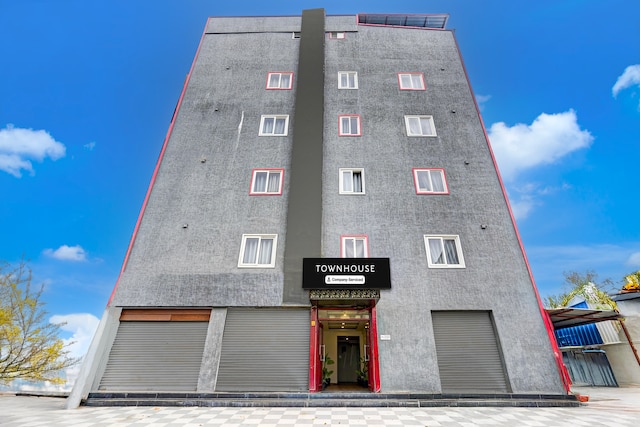 Super Townhouse Tirupati