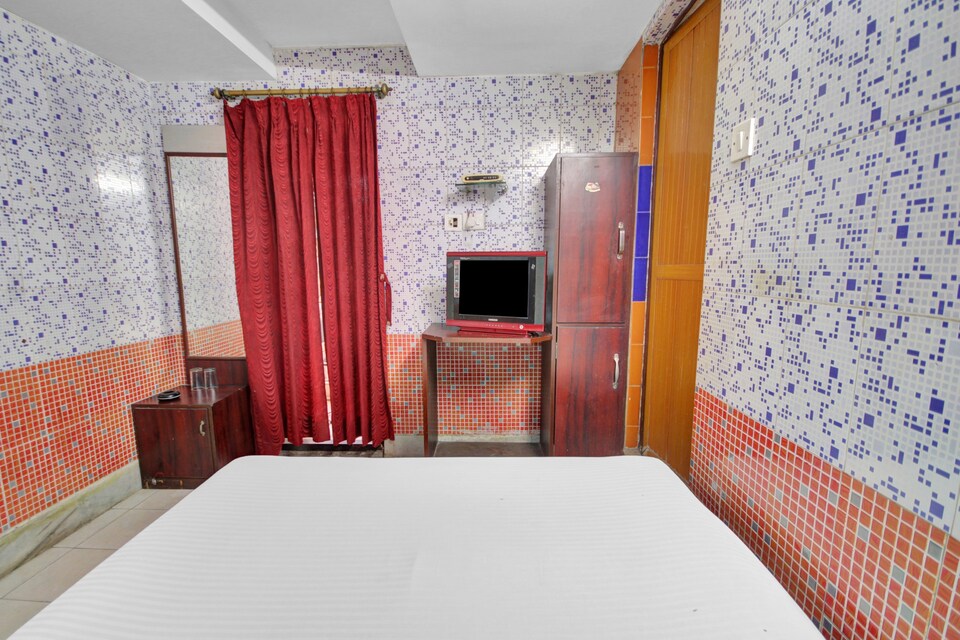 OYO Flagship 82464 Gulistan Guest House, Esplanade Kolkata, Kolkata