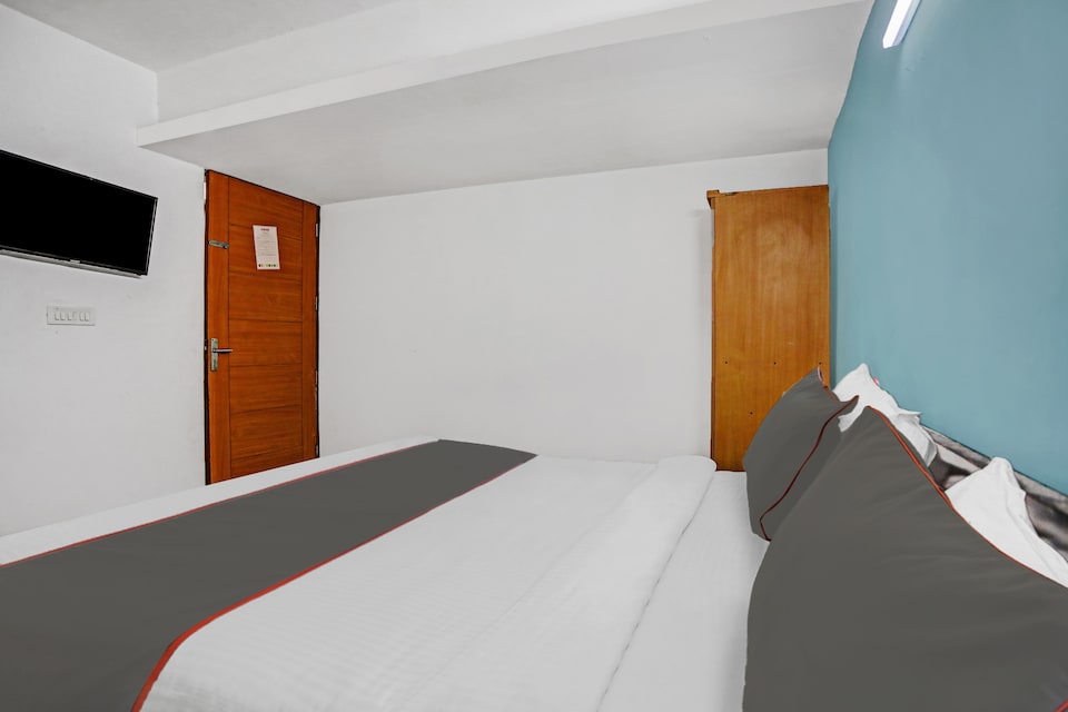 Collection O 82470 Hotel Rent Abode Aone Inn, Noida City, Noida