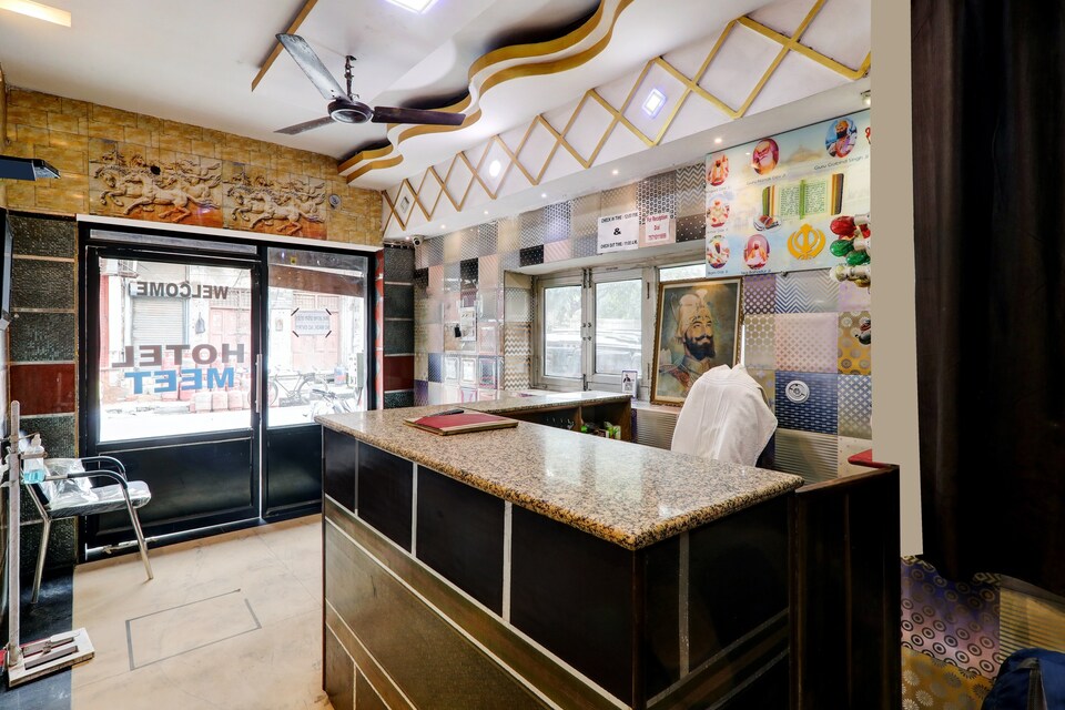 Hotel Meet, Charbagh Lucknow, Lucknow