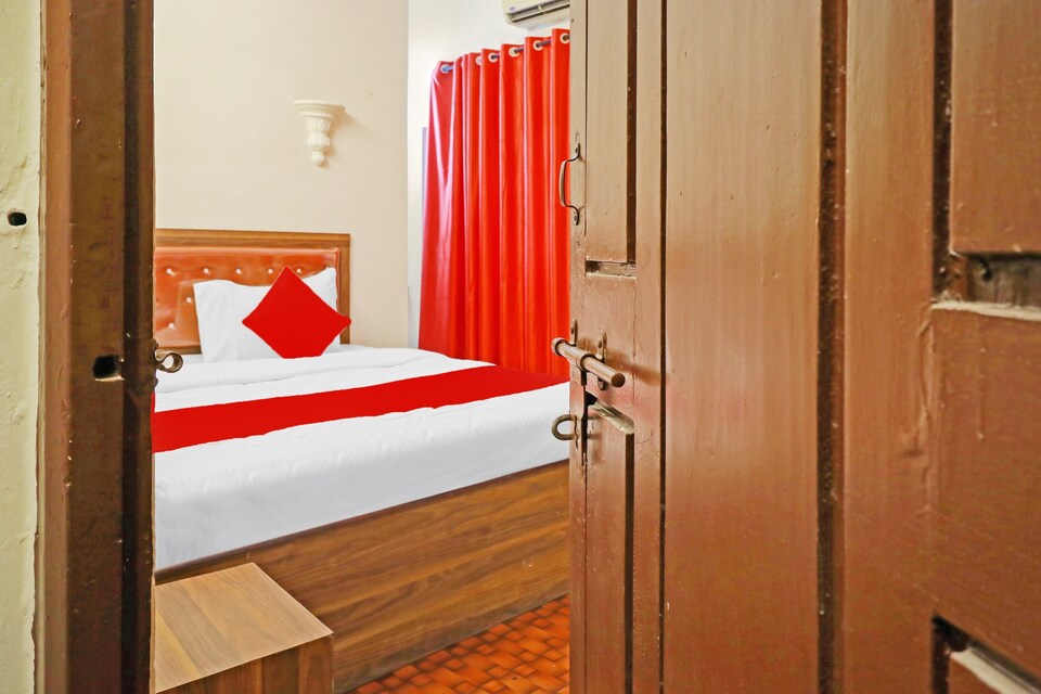 Flagship Hotel Park 9 Near Lumbini Park, Ameerpet, Hyderabad