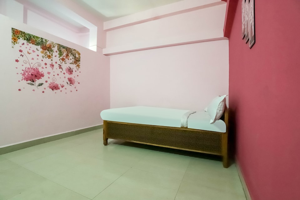 SPOT ON The 7 Days Hotel, Bus Stand Nagpur, Nagpur