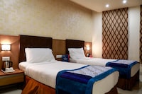 OYO Hotel Hotesl Sitara Grand Near Birla Mandir