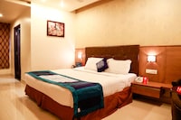 OYO Hotel Hotesl Sitara Grand Near Birla Mandir