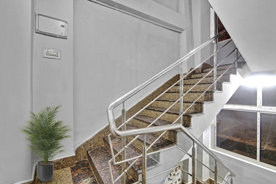 Hotel O Ganpati, Patna Station, Patna