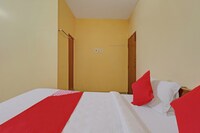 OYO Flagship 82537 SONA ROOMS