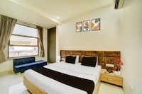 Super Collection O Bairagarh Railway Station Formerly Hotel OM Palace